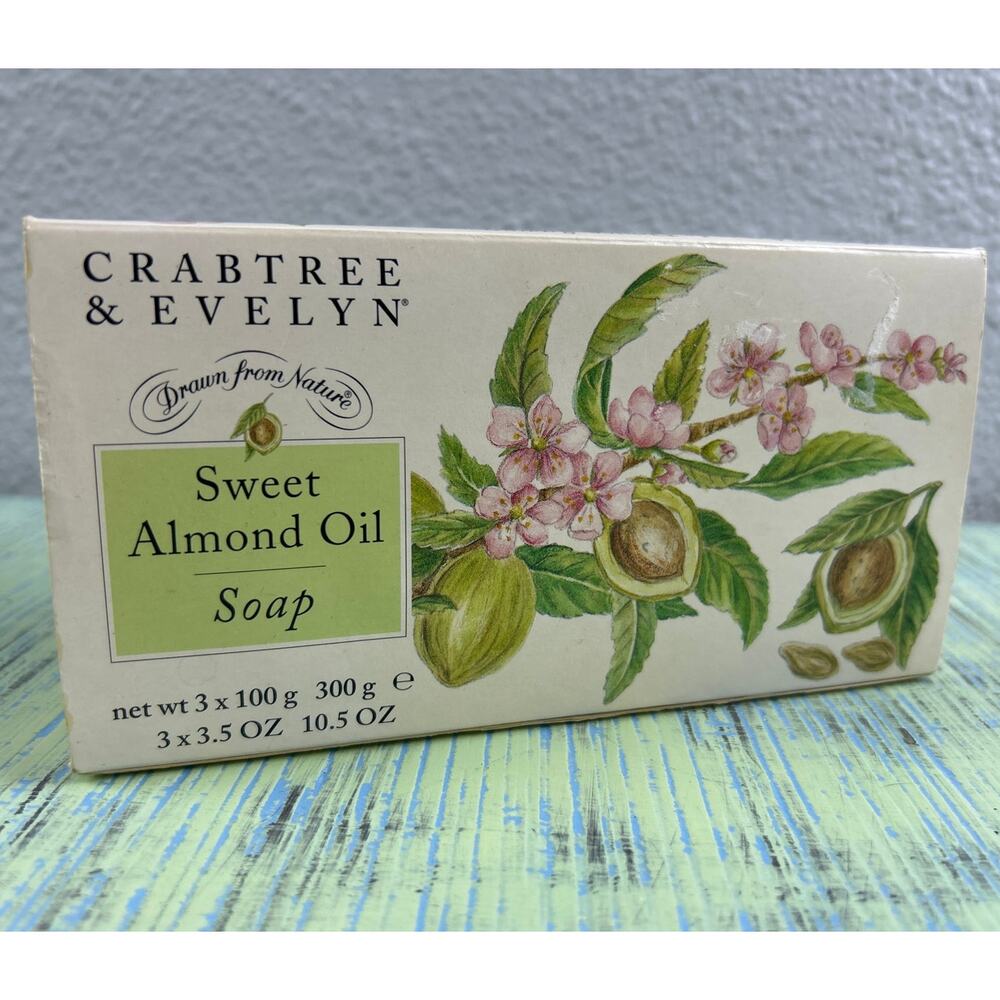 Vintage Crabtree & Evelyn Sweet Almond Oil Soap Set 3 Bars 10.5oz NIB